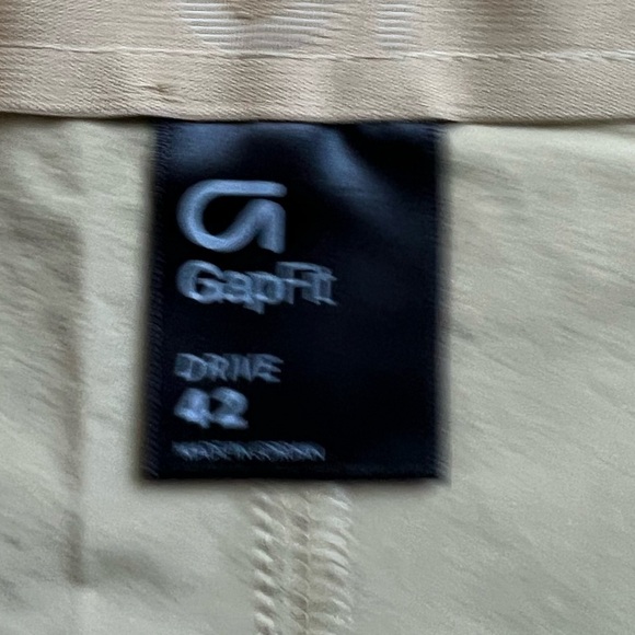 Gap Fit Drive Men’s Khaki Shorts Size 42 - Picture 4 of 4